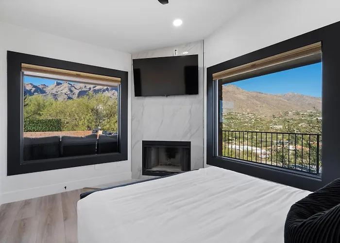 Foothills Hilltop • Pool • • Gym • 360° Views Tucson
