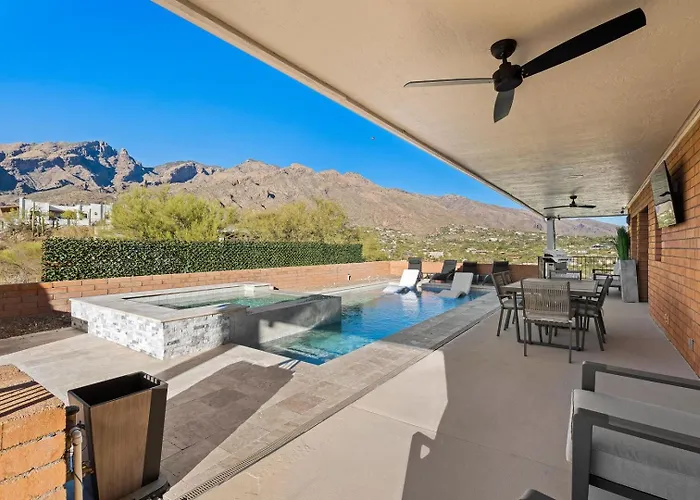 Foothills Hilltop • Pool • • Gym • 360° Views